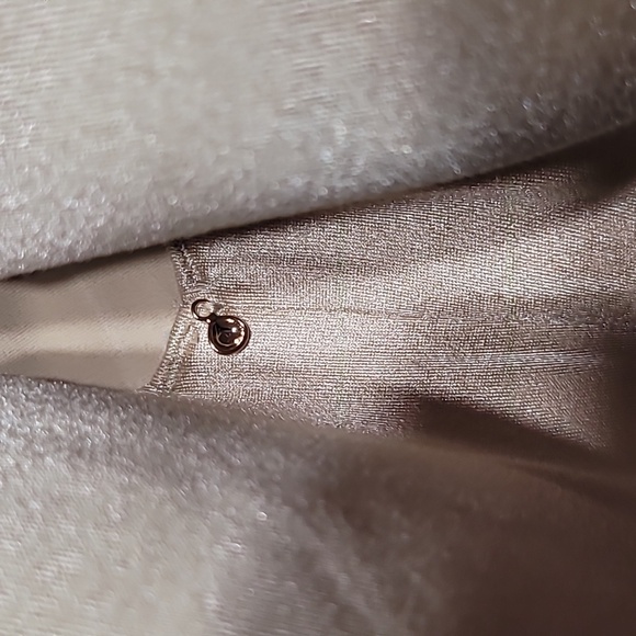 Cacique Bra 44D Backsmoother Lightly Lined Balconette Beige Underwire NWOT - Picture 4 of 8